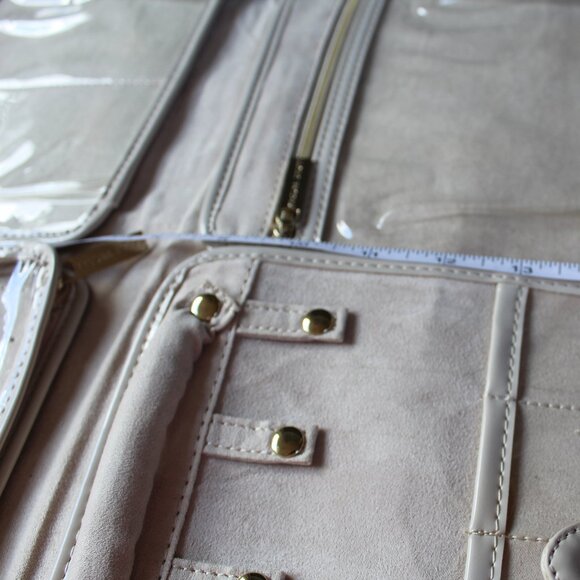 Kendra Scott Jewelry Travel Case Hanging 4 Removable Compartments - Picture 13 of 16